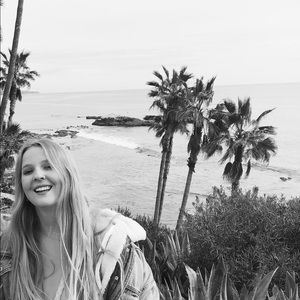 Meet your Posher, Abbigail